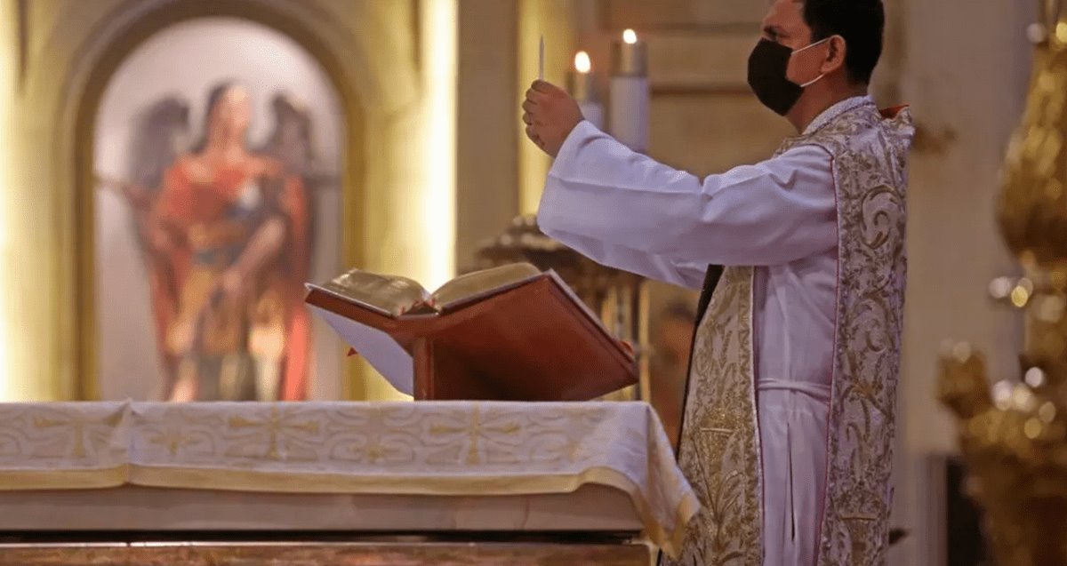 Podrían cerrar iglesias por falta de sacerdotes