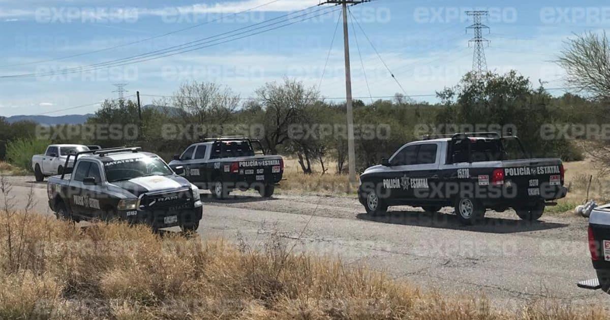 Encuentran a hombre sin vida a orillas de la carretera Hermosillo-Mazatán