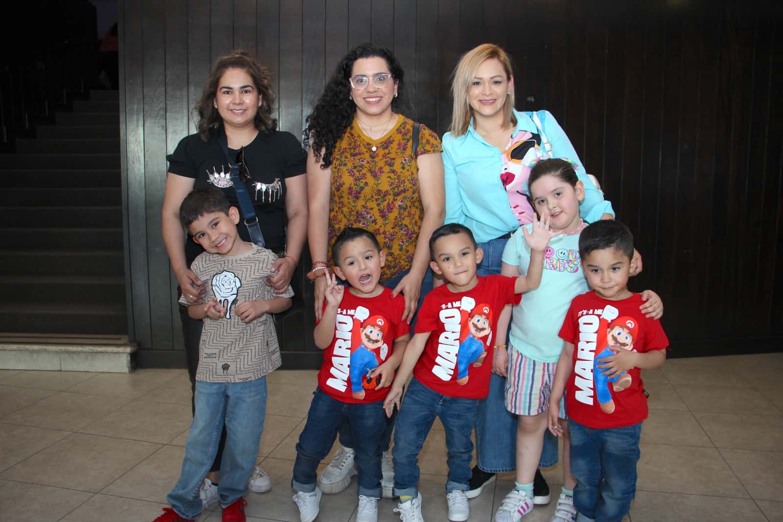 Los pequeños se divirtieron en obra de teatro