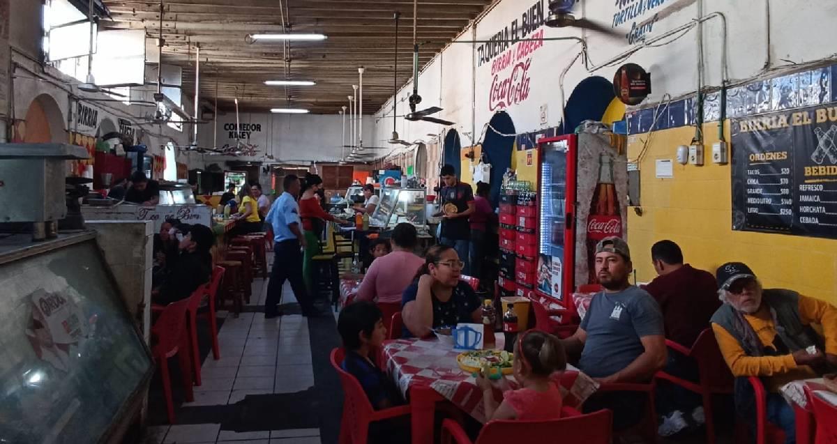Locatarios del Mercado Municipal de Guaymas denuncian a persona agresiva