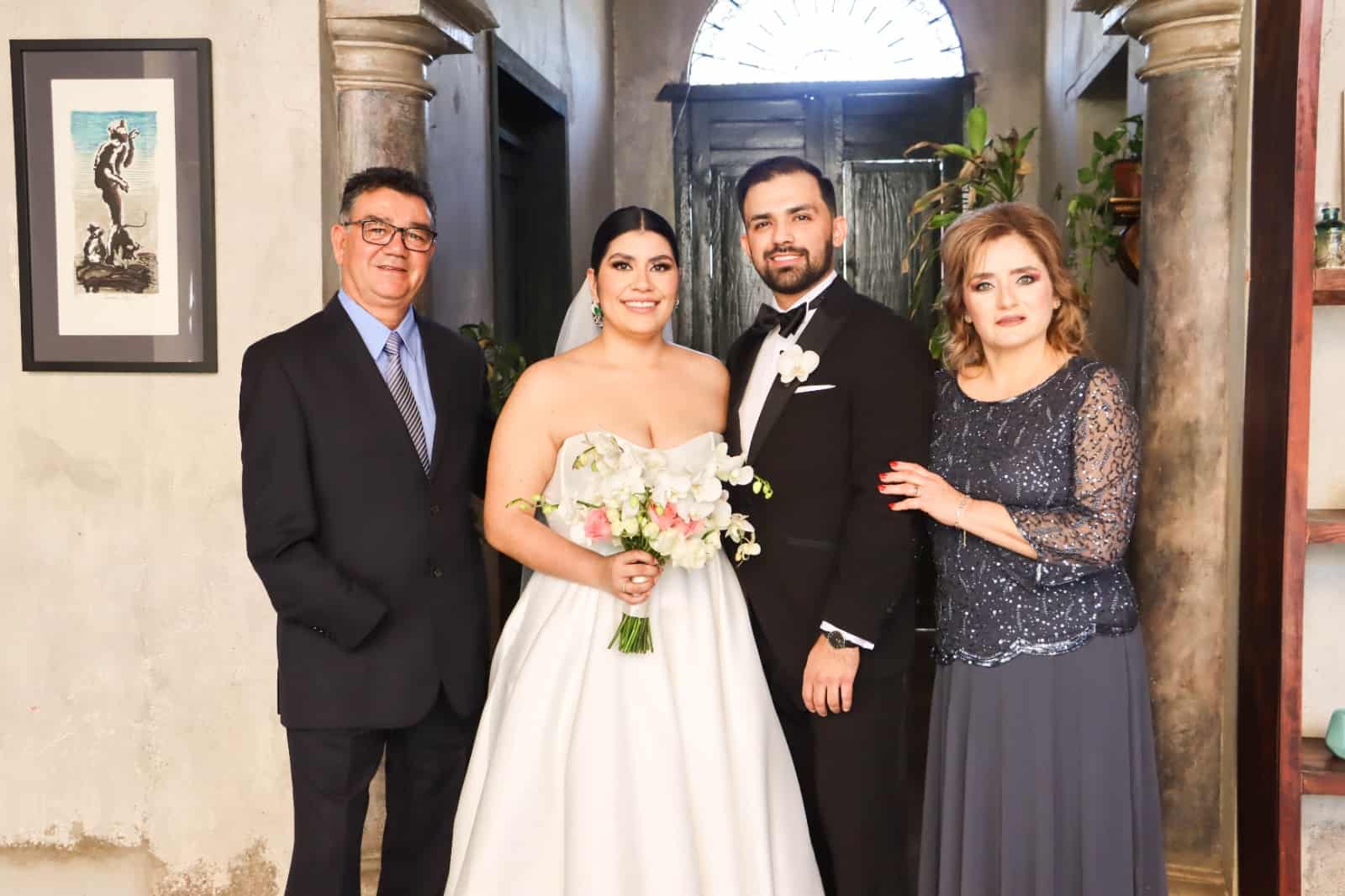 Reciben con ilusión el Sacramento del Matrimonio