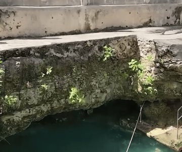 Querían construir una alberca en su casa y encontraron un cenote