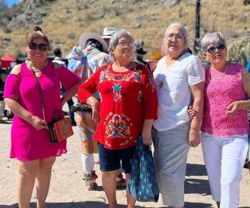 Familia de Coahuila se maravilla con ramada de fariseos