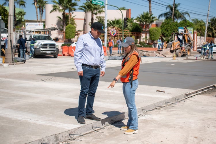 Astiazarán le dice adiós a baches y tuberías viejas de Colosio y Reforma