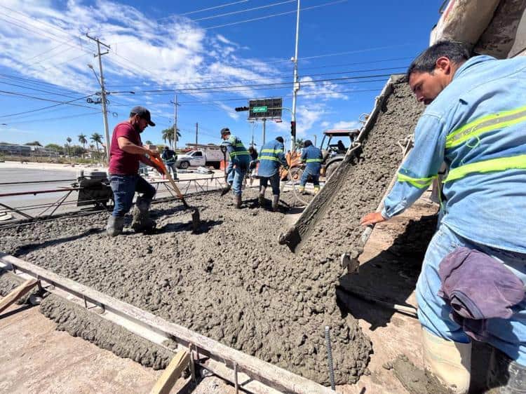 Astiazarán le dice adiós a baches y tuberías viejas de Colosio y Reforma