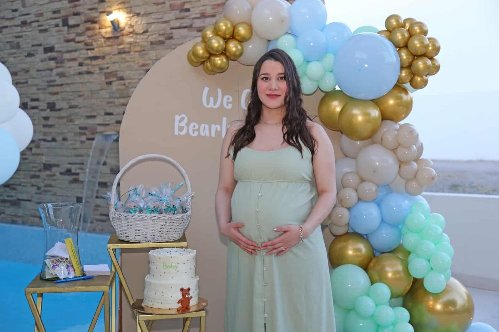 Espléndida fiesta prenatal para Rebecca Rodríguez González