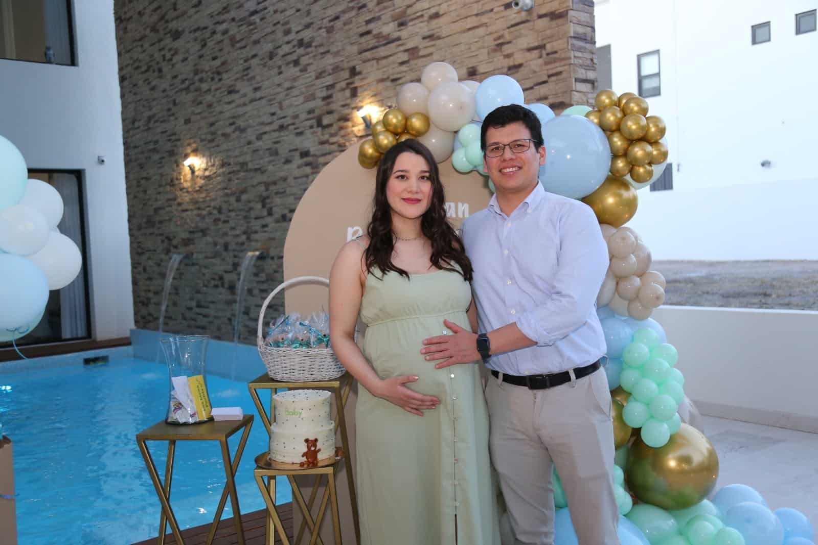 Espléndida fiesta prenatal para Rebecca Rodríguez González