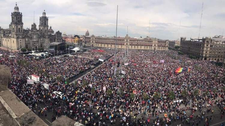 Hoy es el concierto de Rosalía en el Zócalo; ¿qué llevar y qué no?