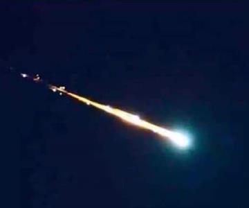 Meteorito bólido ilumina los cielos de Nuevo León