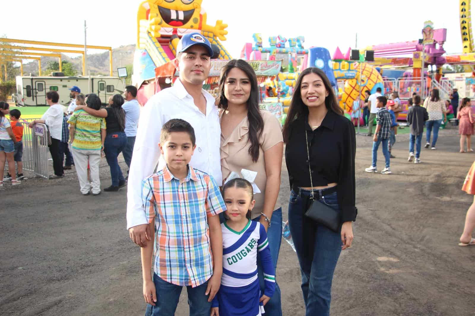 Festejan a los niños y niñas 