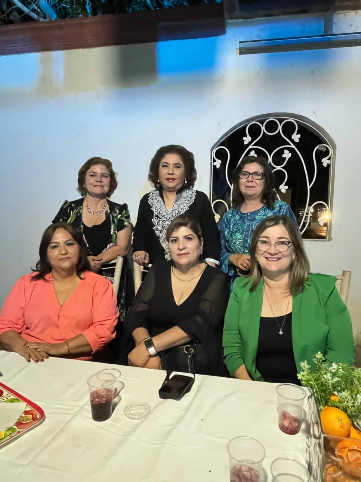 Ericka Pfeiffer Méndez celebra sus 60 años