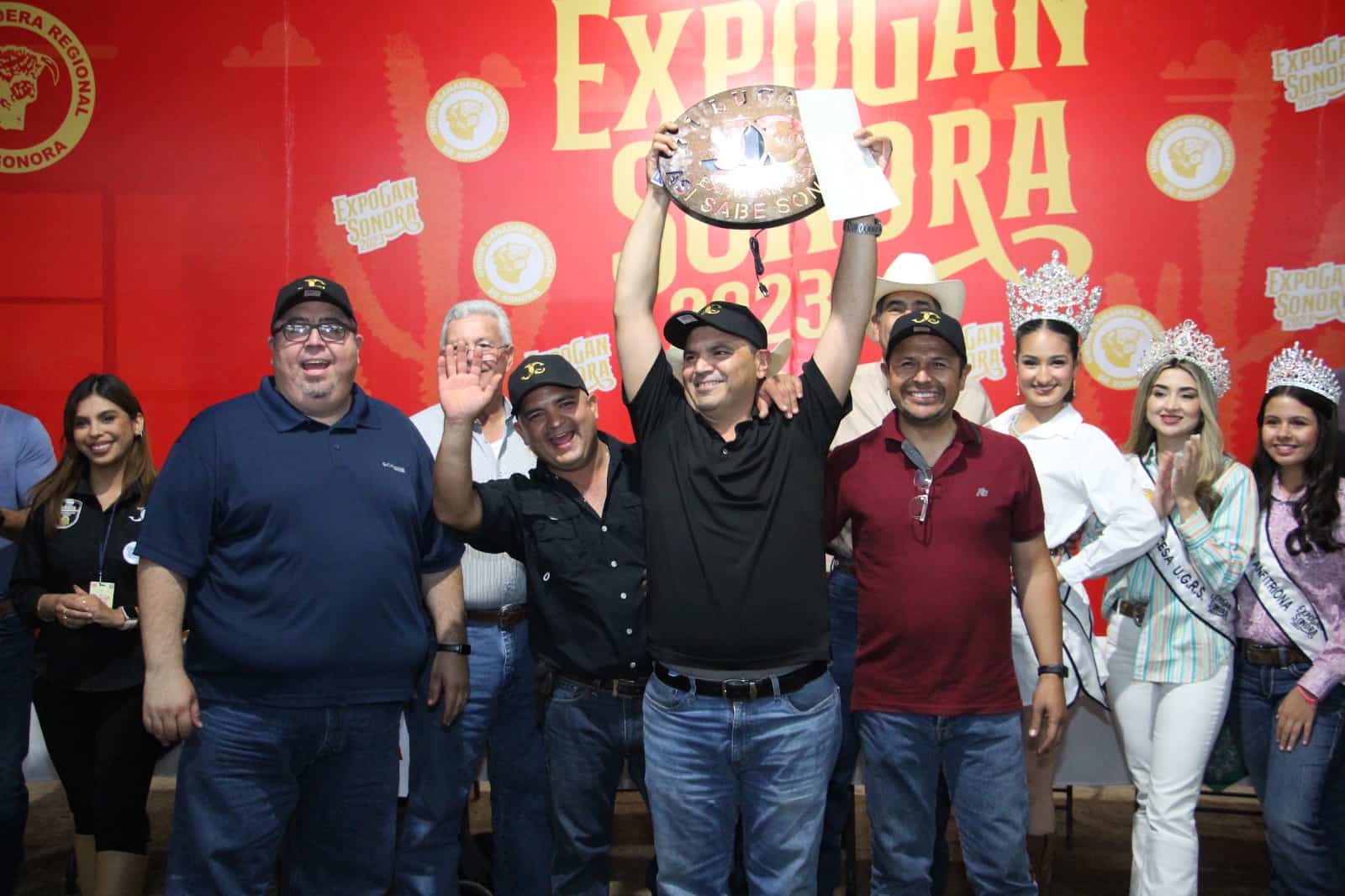 Concurso de Parrilleros en competencia express en la ExpoGan 2023