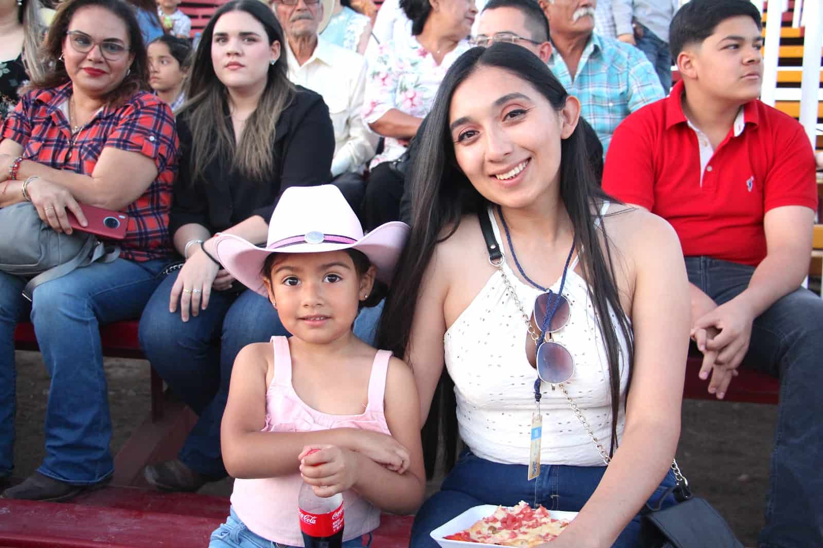 Viven familias divertido Rodeo 