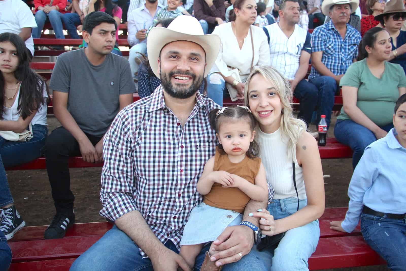 Viven familias divertido Rodeo 