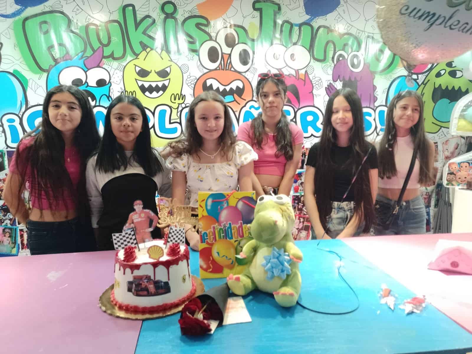 Eiza Jimena Islas cumple 13 años