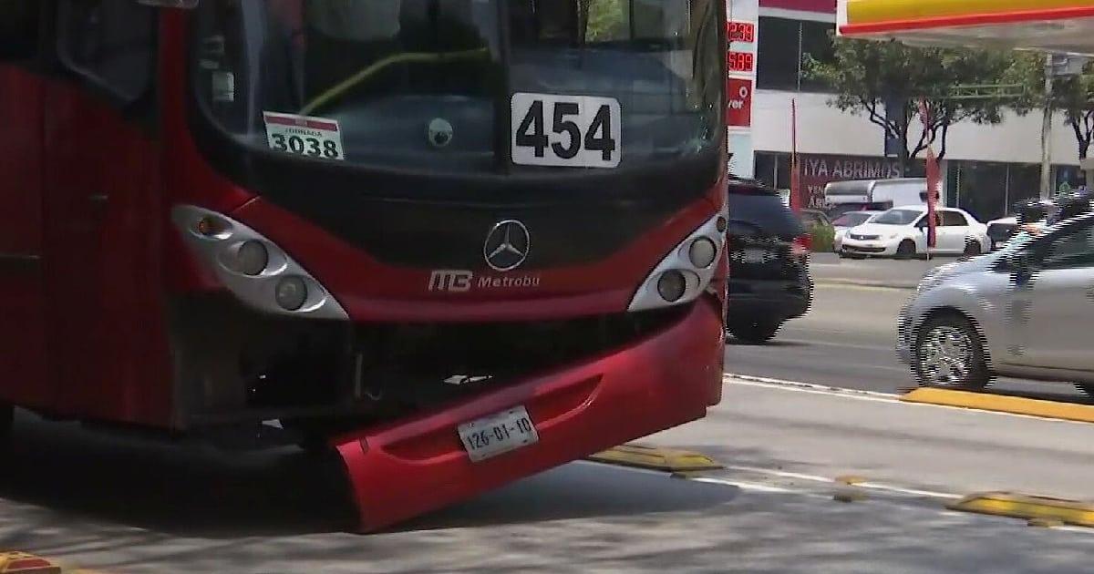 Muere mujer atropellada por metrobús en alcaldía Cuauhtémoc en la CDMX