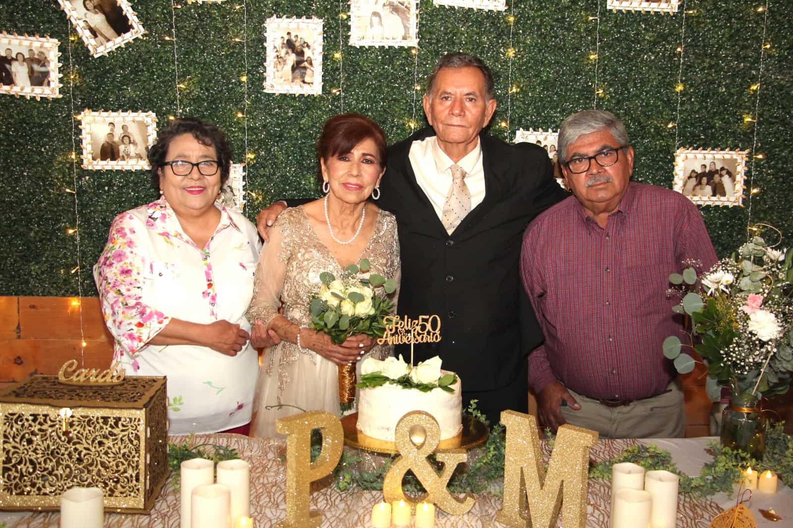 Francisca y Manuel Grijalva celebraron sus bodas de oro