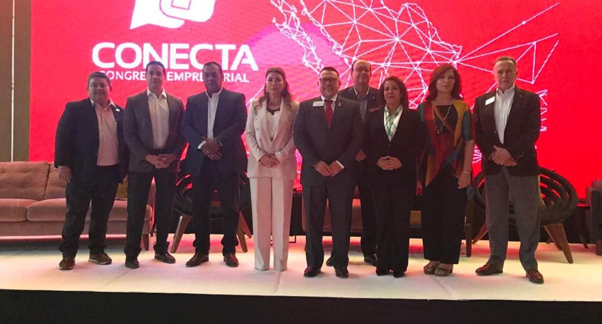 Arranca Conecta Congreso Empresarial en Expo Forum