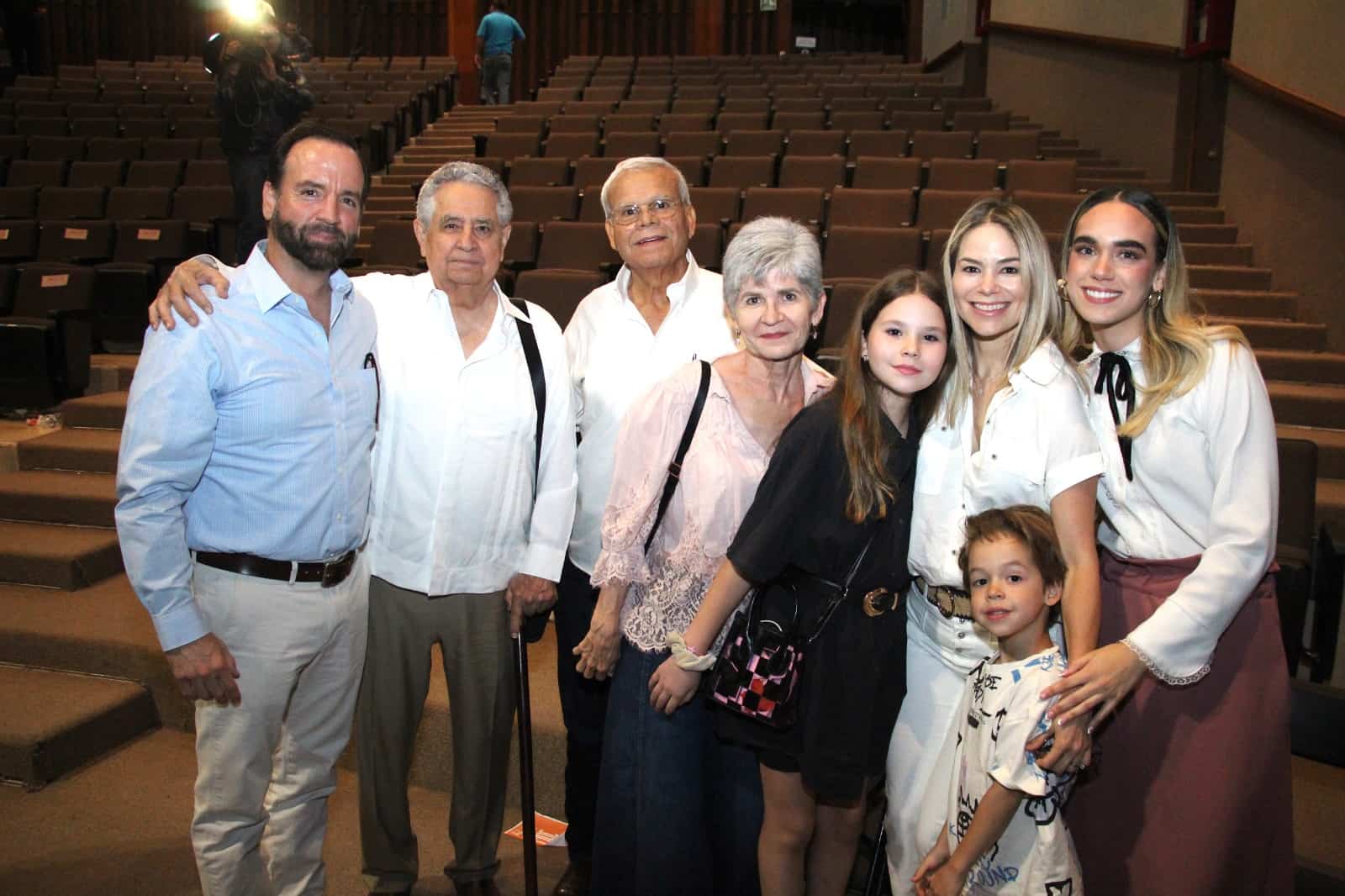 “Si tú fueras él”, un musical lleno de amor y talento