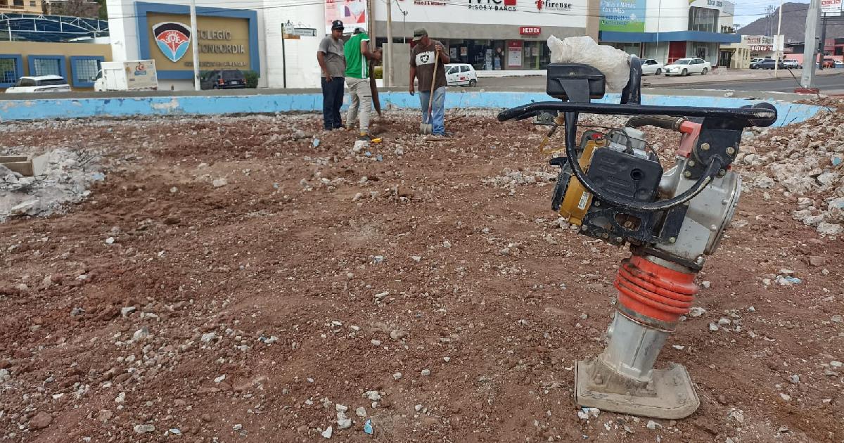 Inician trabajos de rehabilitación del Obelisco y la fuente en Guaymas