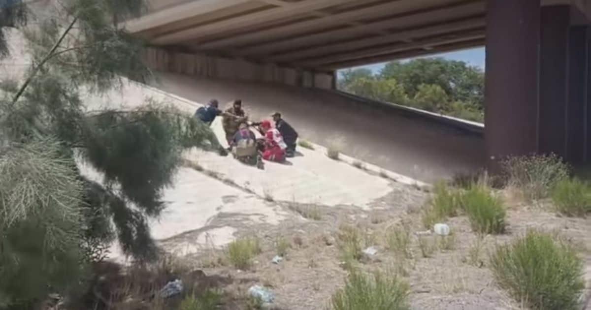 Nogales: salta de puente para evitar ser detenido y termina en el hospital