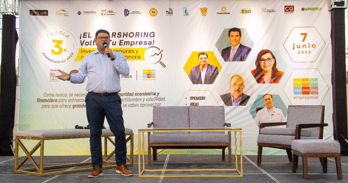 Realizan con éxito tercera charla ¡Nearshoring voltea a ver tu empresa!