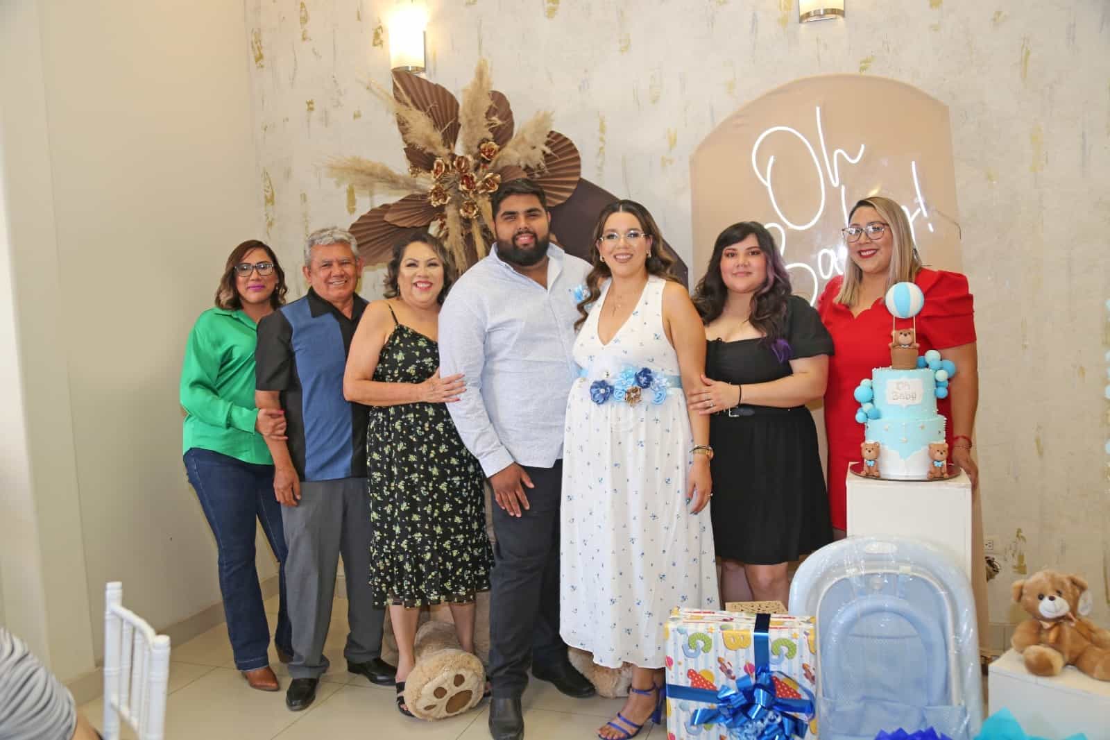 Ilse Daniela Mendívil Castillo; su esposo le organiza Baby Shower