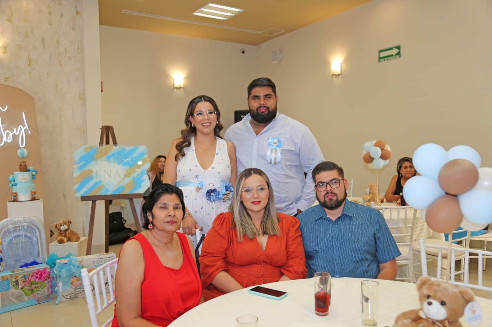 Ilse Daniela Mendívil Castillo; su esposo le organiza Baby Shower