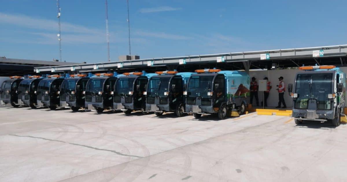 Entregan primera flotilla de barredoras eléctricas en Hermosillo