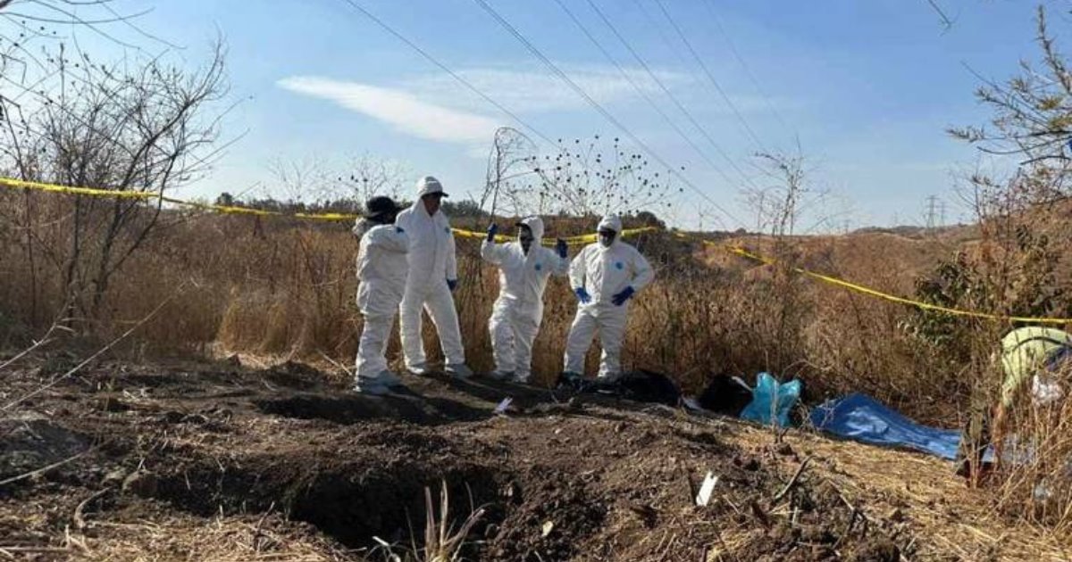 Hallan 3 cadáveres con signos de tortura en Jalisco