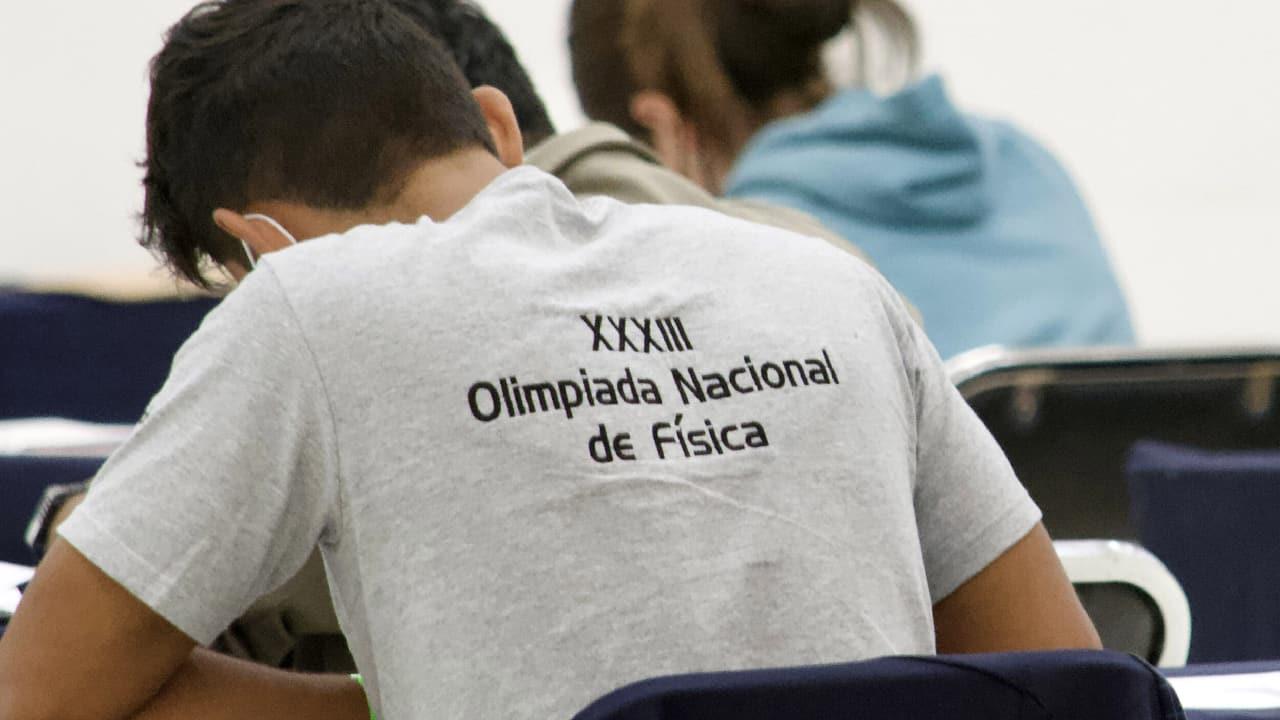 Olimpiada Mexicana de Física cancela participación en Europa por recursos