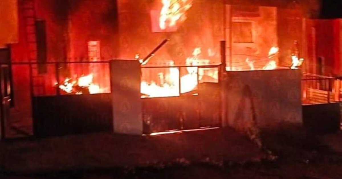 Muere mujer y sus dos hijos en incendio de su casa; quedaron atrapados