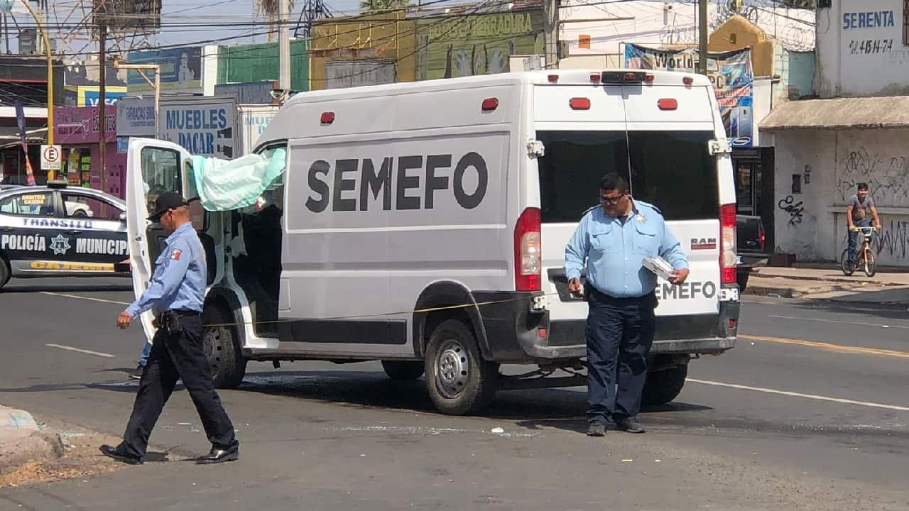 Choca unidad de Semefo cuando trasladaba dos cuerpos sin vida en Cajeme