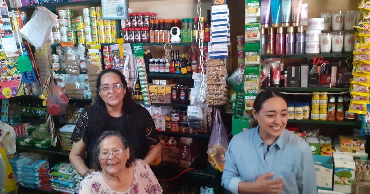 Premia Canacope al abarrotero más legendario de Hermosillo