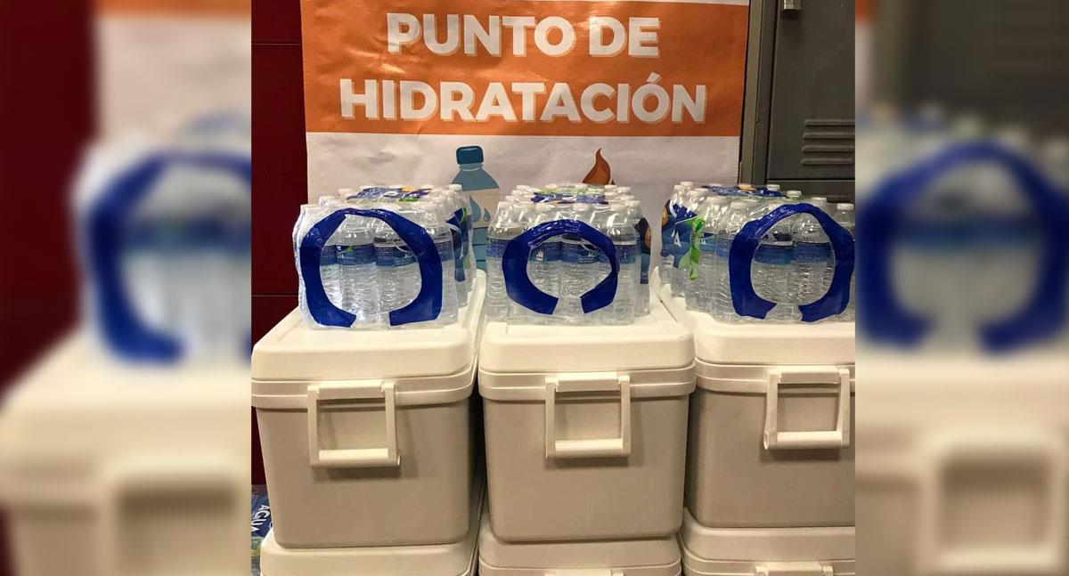 Bomberos de Hermosillo colocan puntos de hidratación ante intenso calor