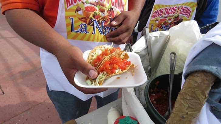 La historia de los tacos de perro de Nogales