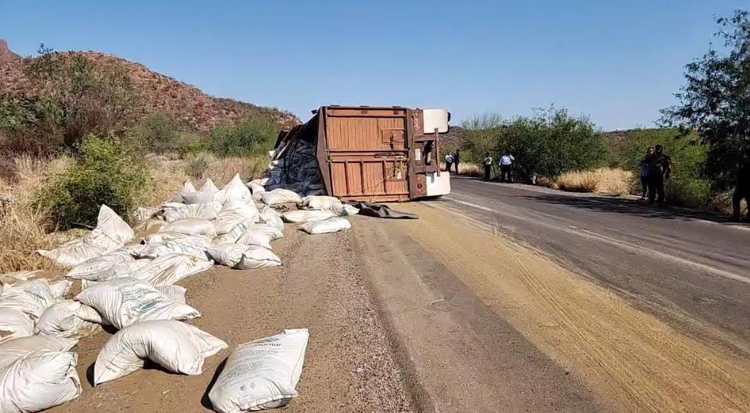 Accidentes carreteros en Guaymas deja a varios en el hospital