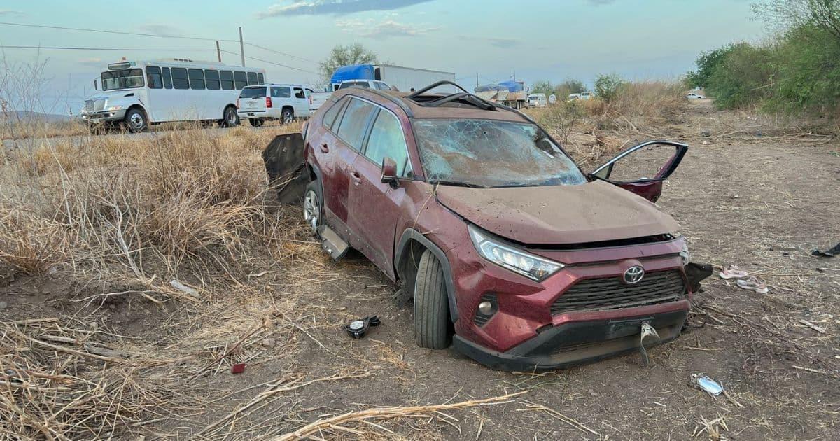 Aparatoso accidente en la Álamos-Navojoa deja dos personas sin vida