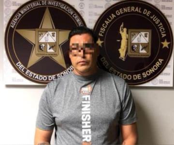 Detienen a policía municipal de Nogales por delito de violación