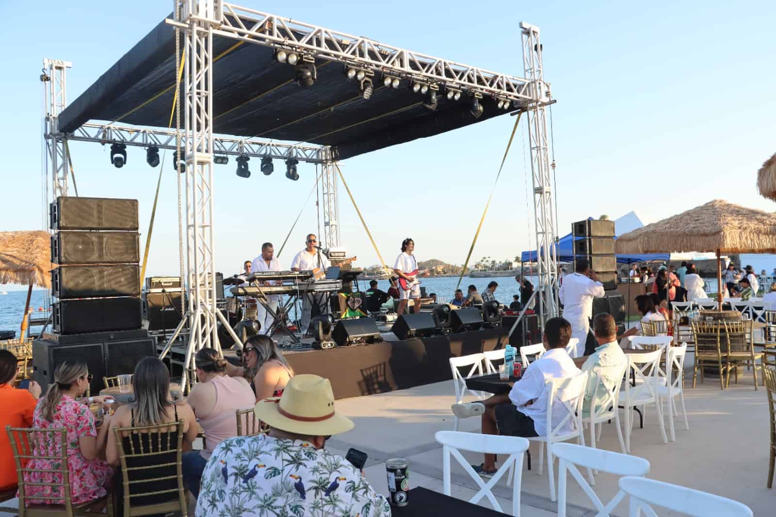 Ecos del Festival de la Cerveza en Club Dúo de Marinaterrera