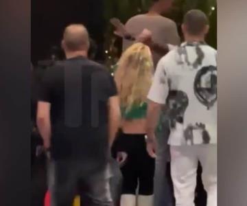Video | Así fue agredida Britney Spears al acercarse a jugador de la NBA