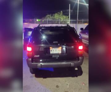 Cae El Fierros con vehículo robado en municipio de Cajeme