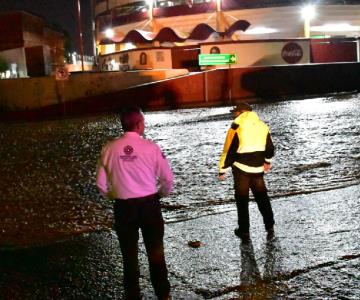 Multarán a conductores qué pongan en riesgo la vida en Nogales por lluvias