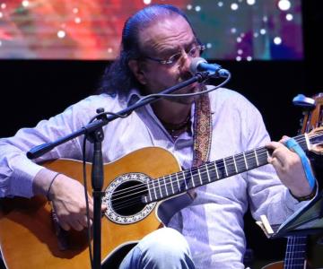 Fernando Delgadillo ofrece concierto en el Malecón Turístico de Guaymas