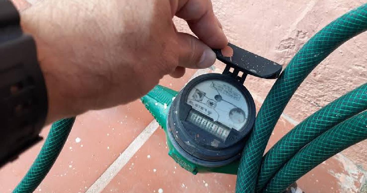 Para evitar el desperdicio del agua en Álamos, buscan instalar medidores