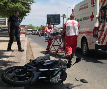 Motociclista lesionado tras ser impactado por vehículo en colonia Centro