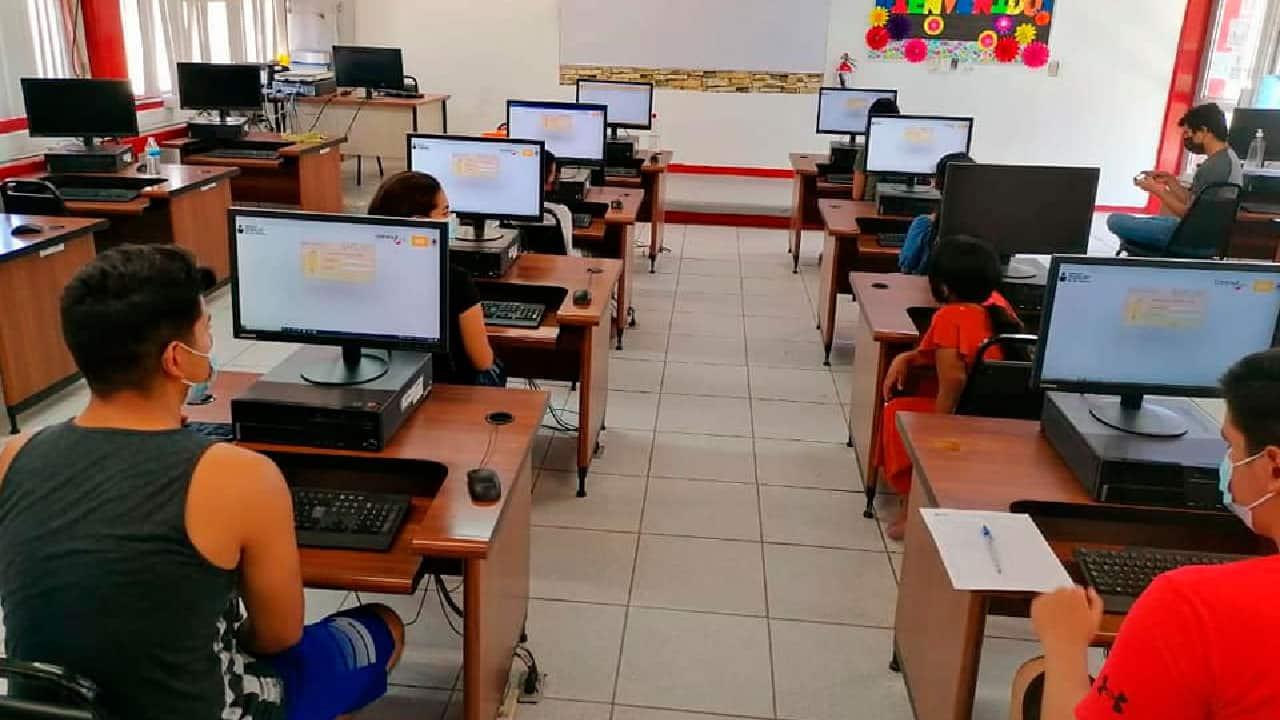 Busca ISEA la compra de 100 computadoras para coordinaciones de zona