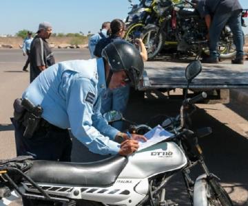 Llama Tránsito a motociclistas a contar con placas de circulación en Cajeme