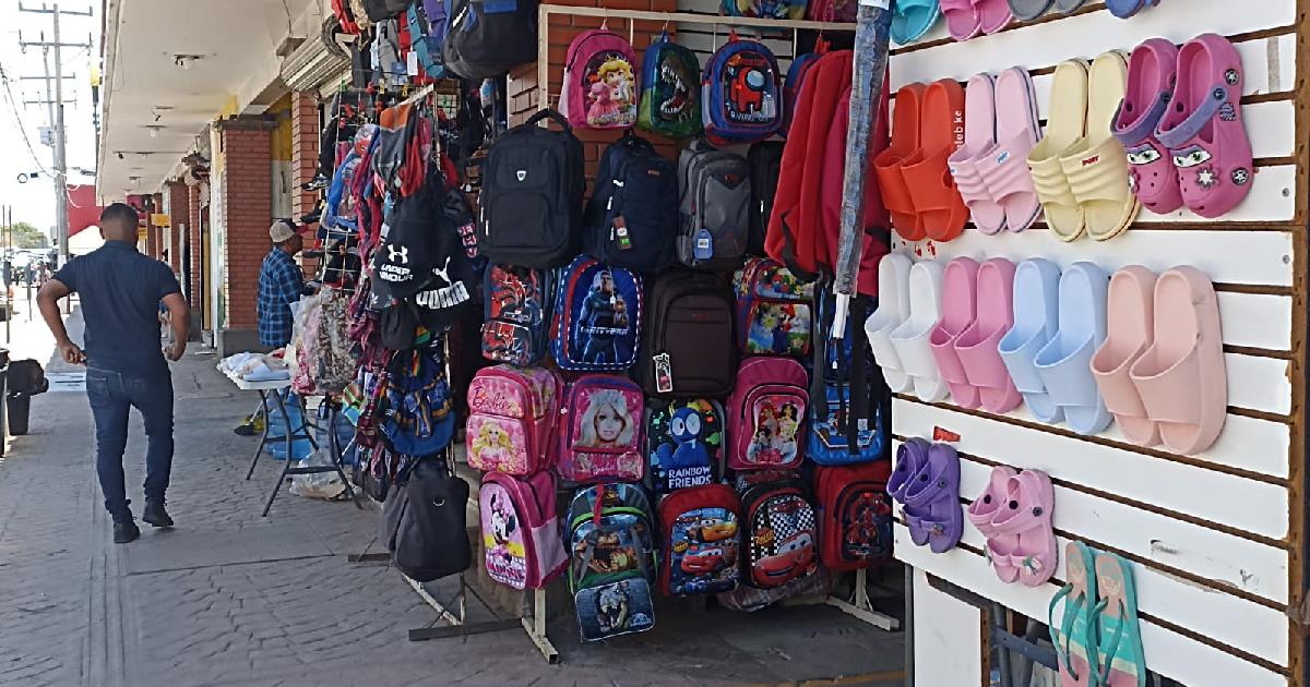Comerciantes esperan aumento de ventas con regreso a clases en Navojoa