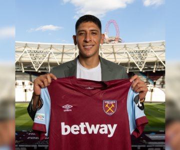 Edson Álvarez firma cinco temporadas con el West Ham United